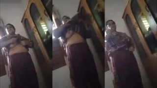 Desi Mom Boobs Video Capture By Son | Indian MMS